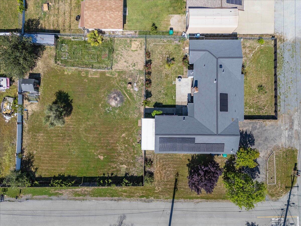 main property photo 63