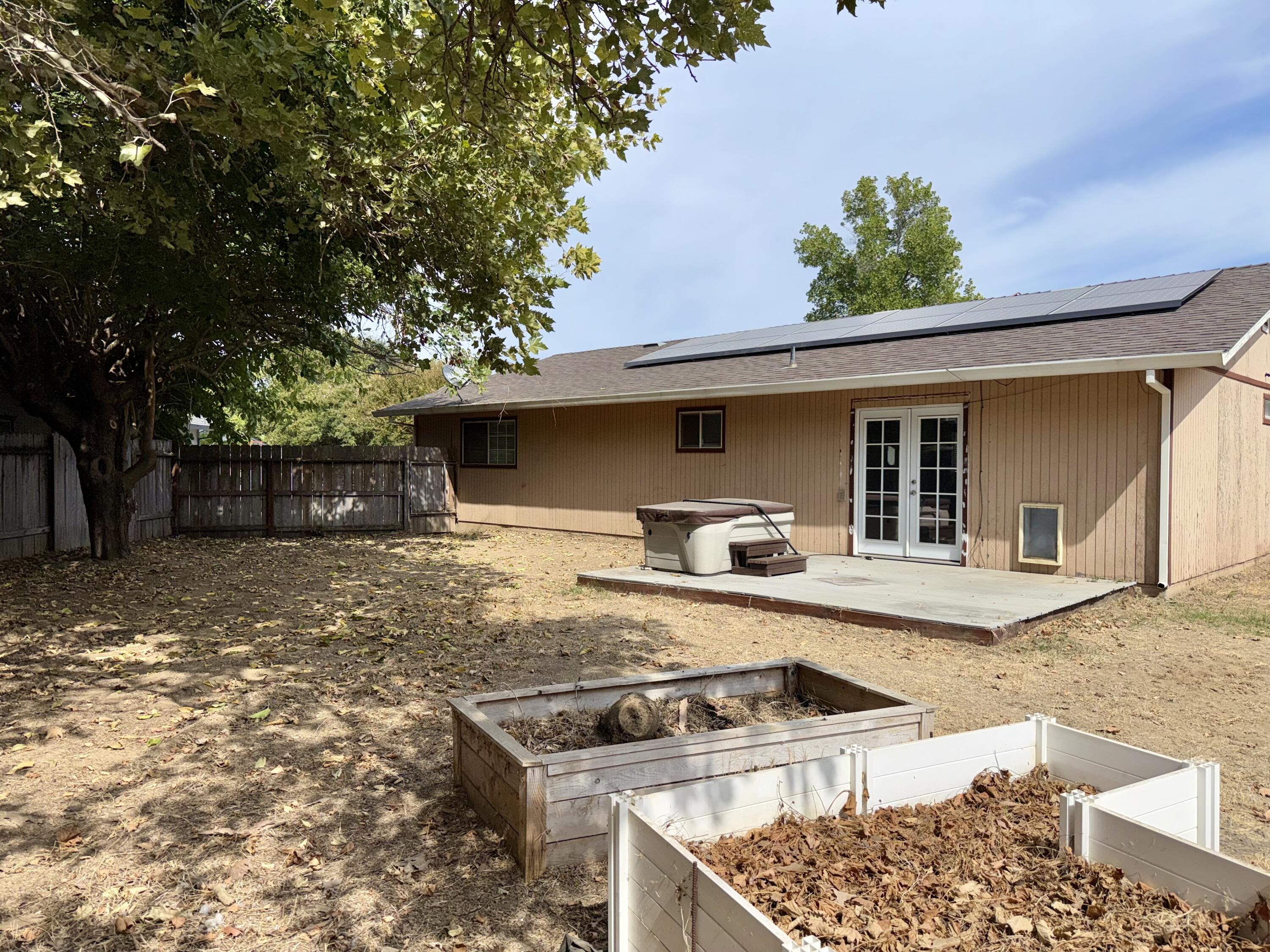main property photo 21