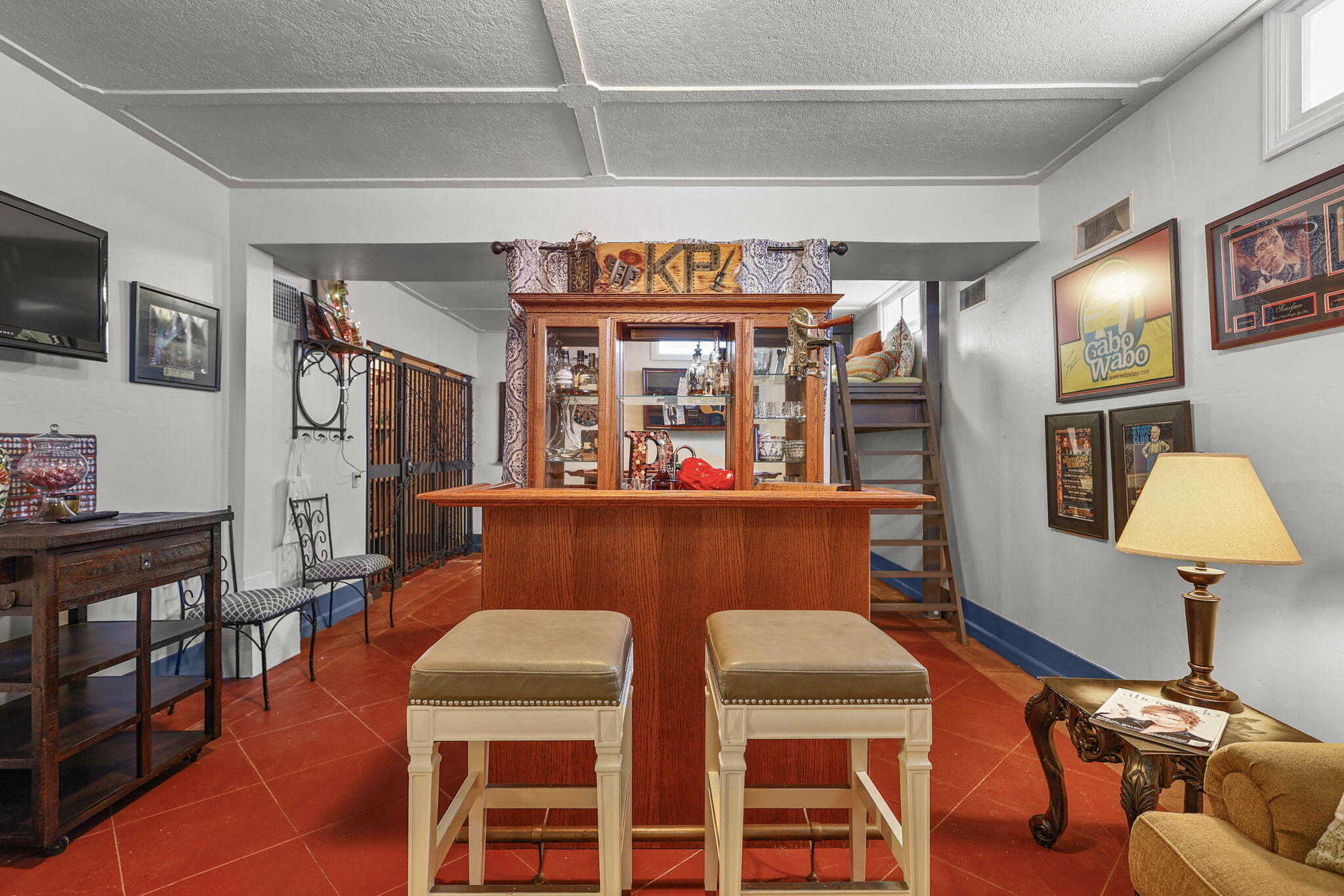 main property photo 129