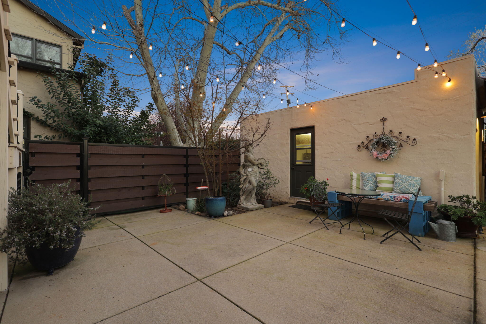 main property photo 138