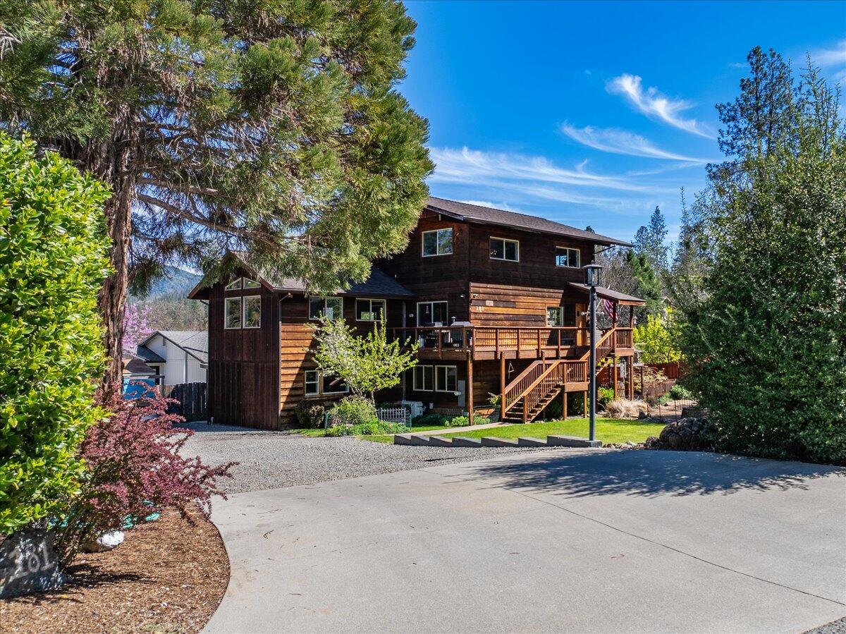 main property photo 59