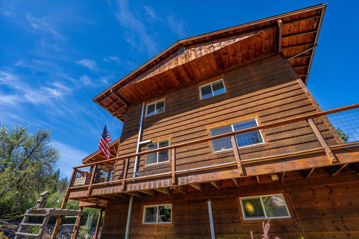 main property photo 68