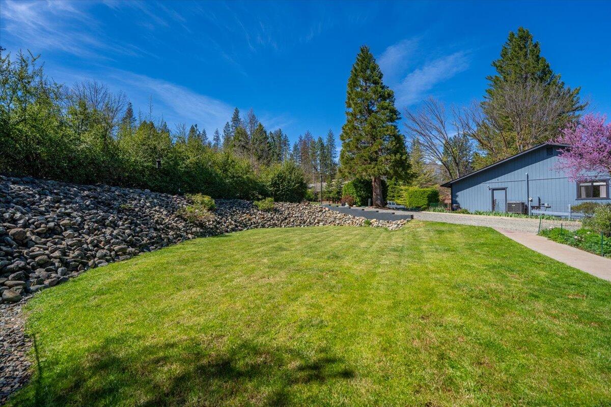main property photo 74