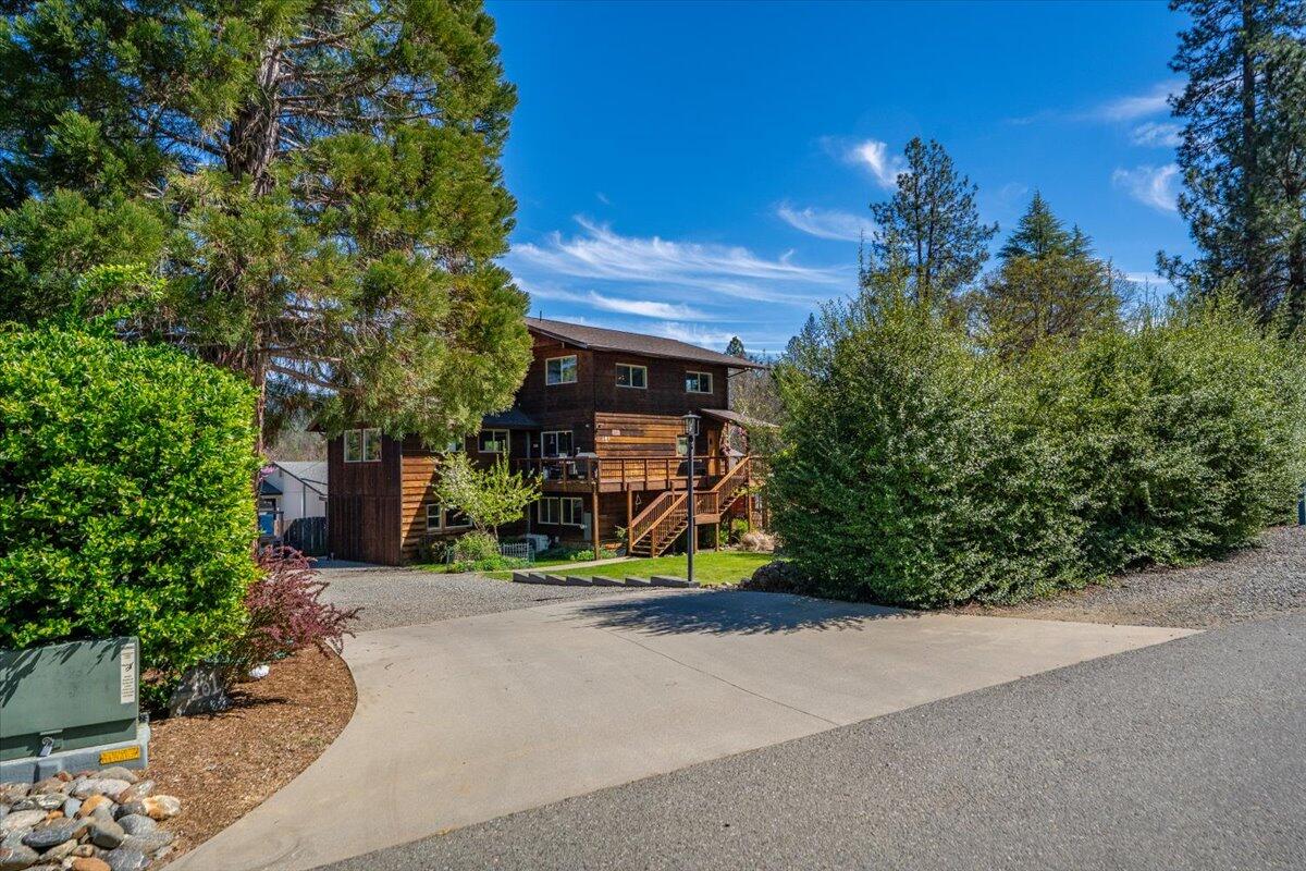 main property photo 78