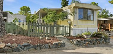 image of property with 2 Bed | 1 Bath | 624 Sqft