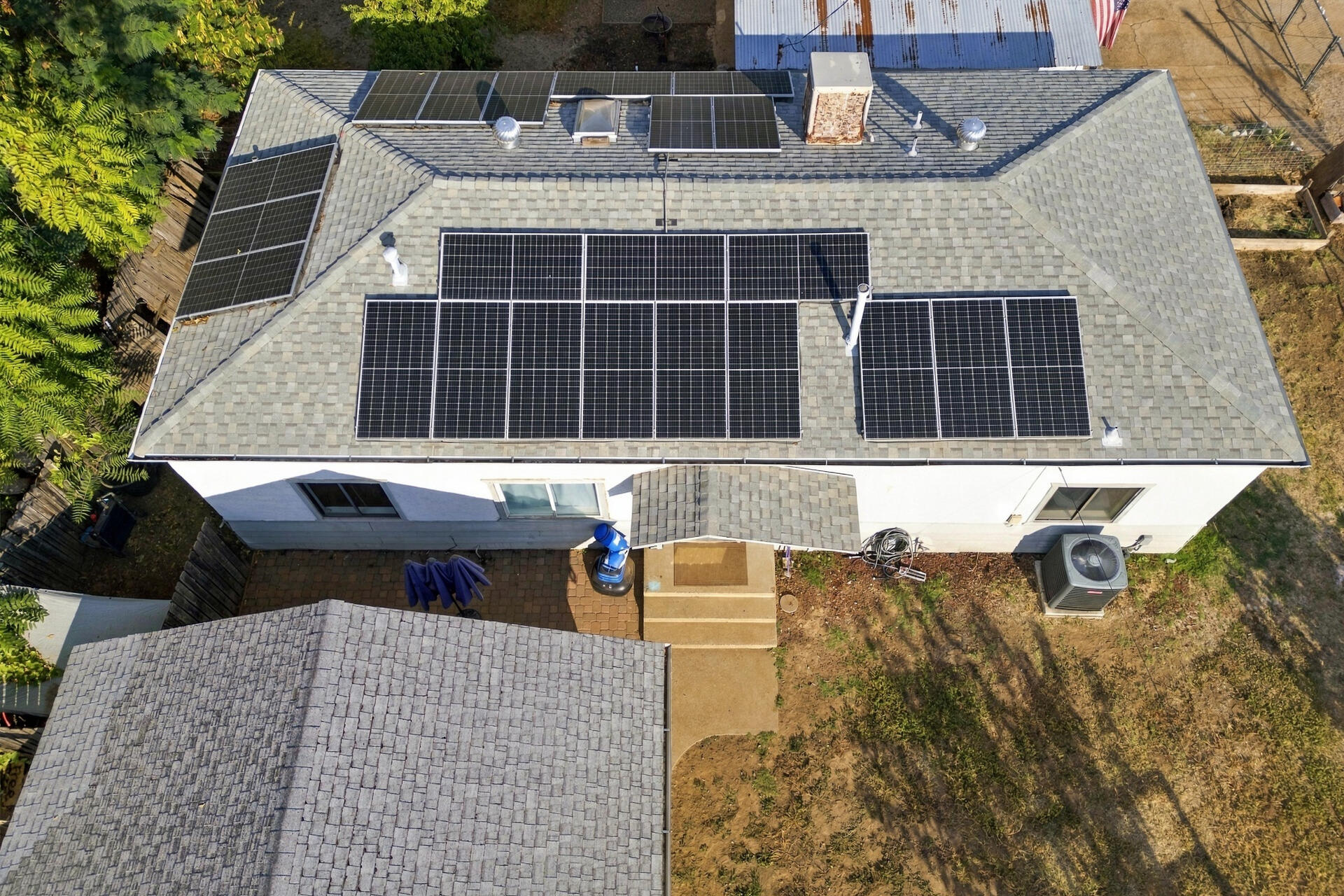 main property photo 21