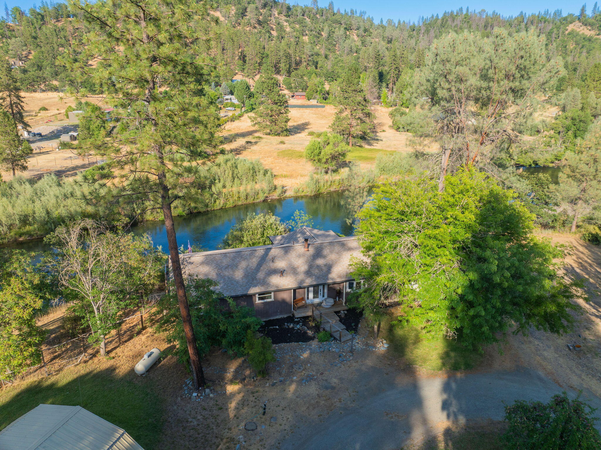 main property photo 63