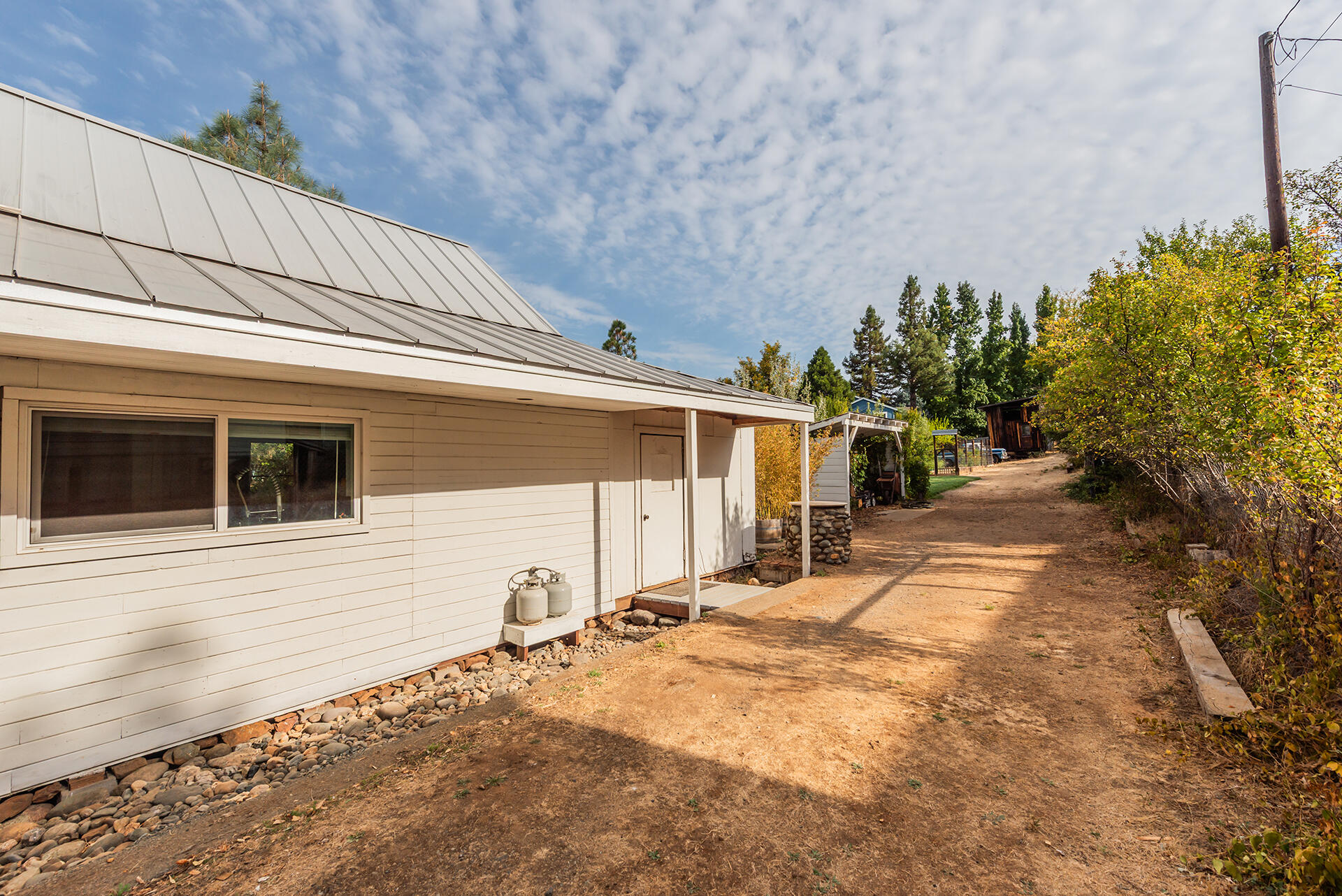 main property photo 57
