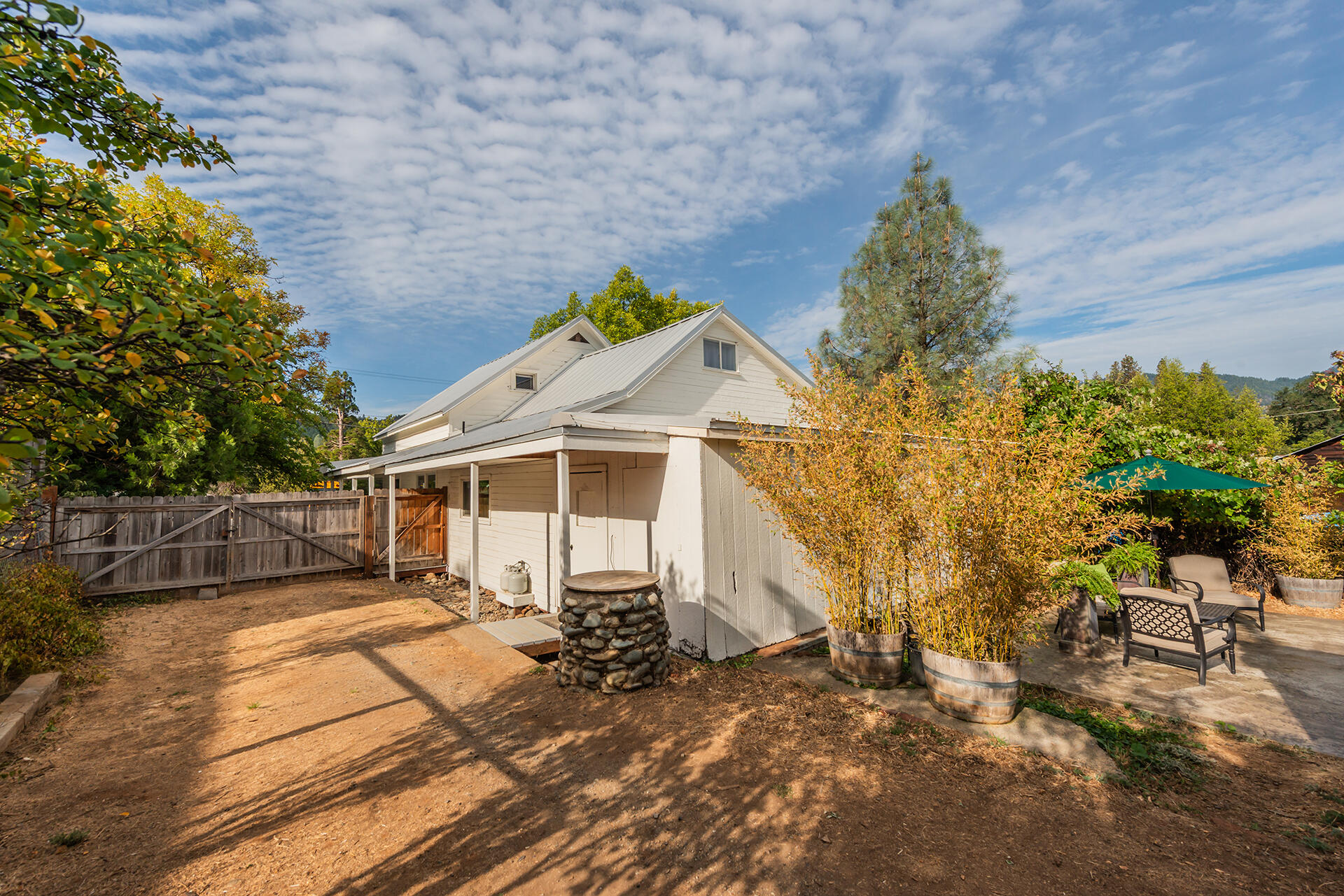 main property photo 65