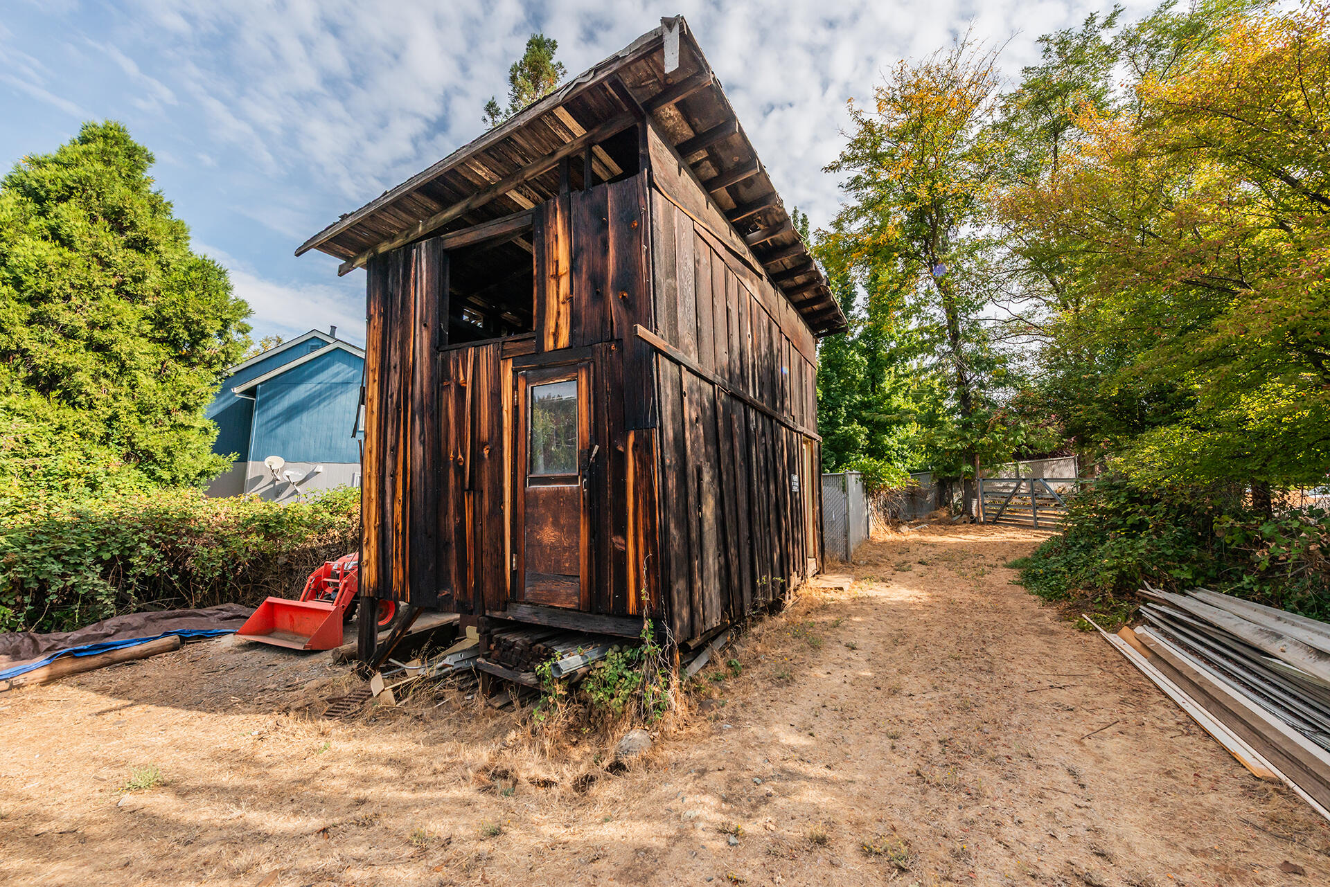 main property photo 83