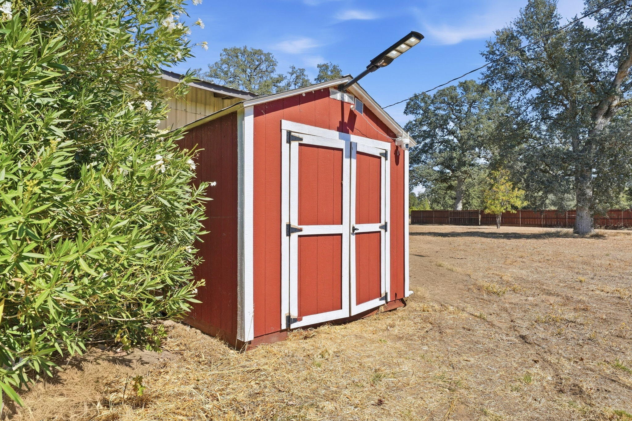 main property photo 44