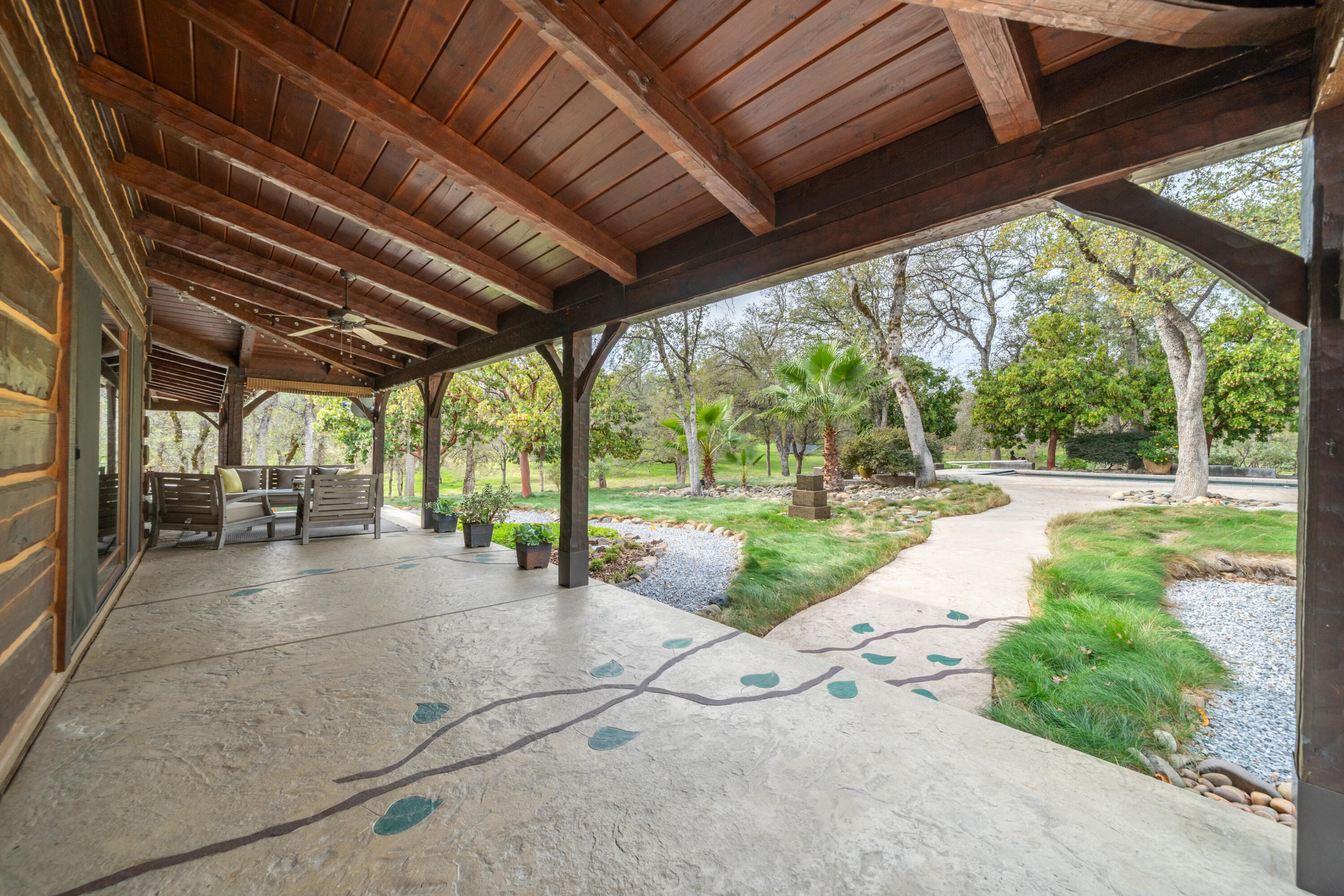 main property photo 49