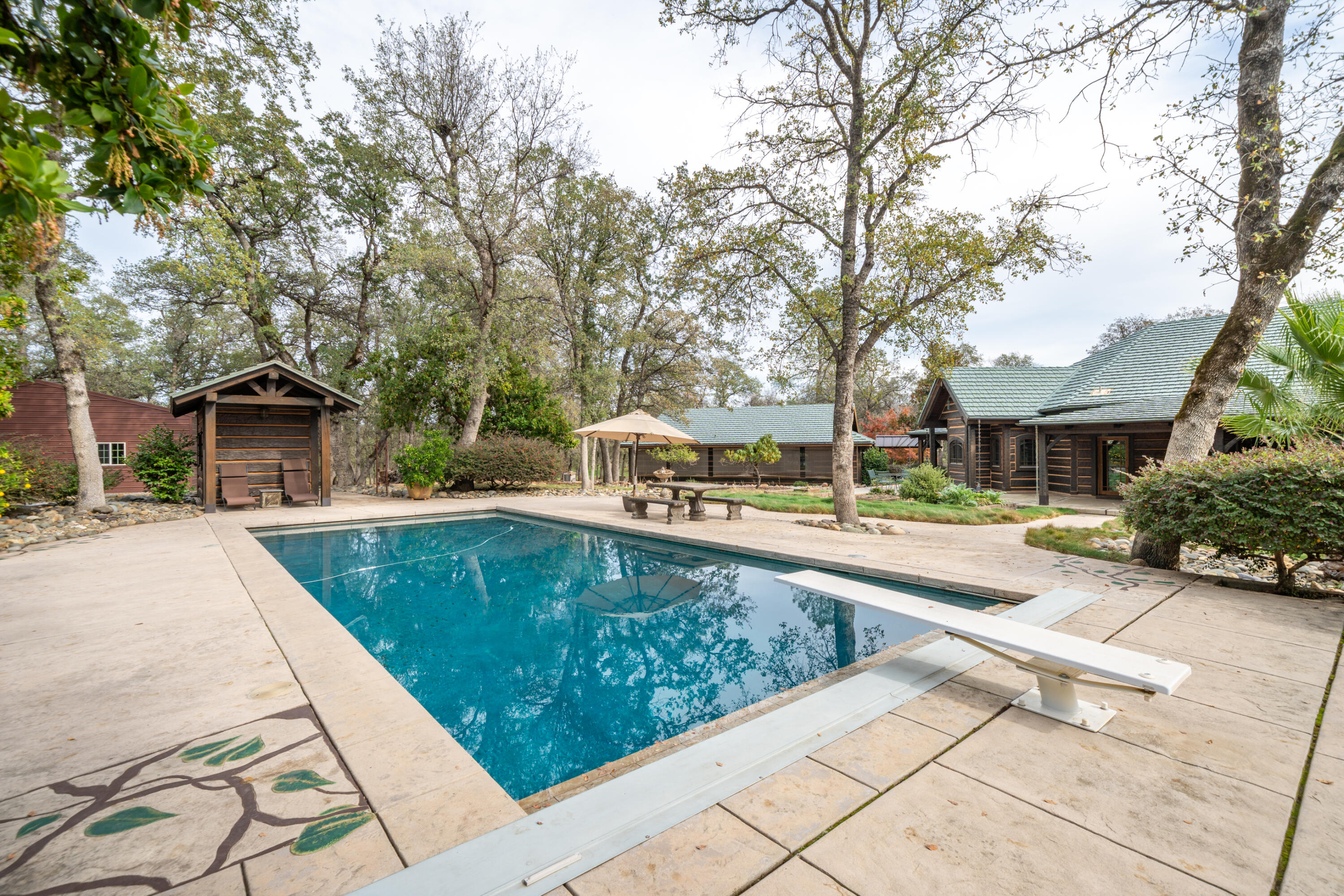 main property photo 73