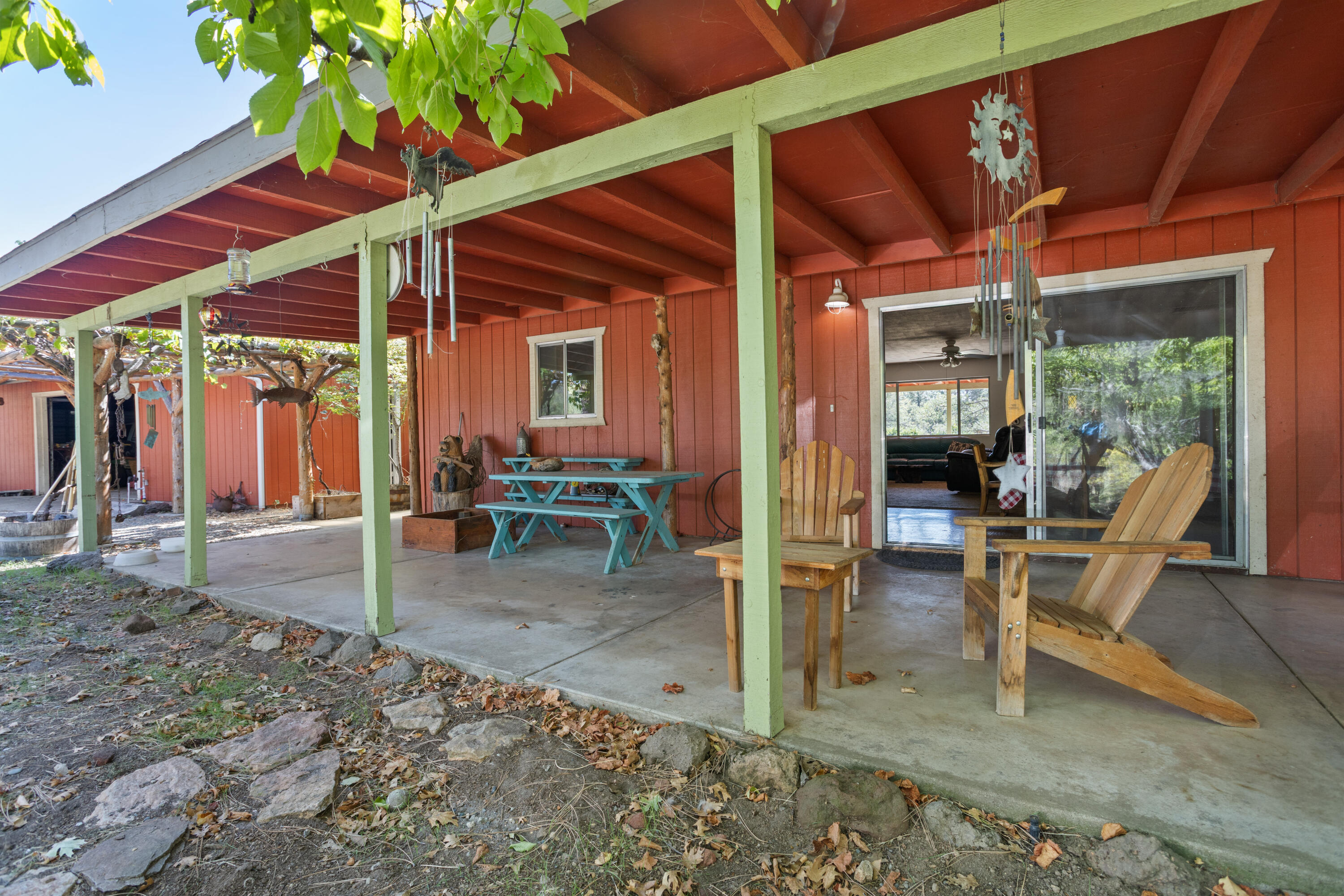 main property photo 20