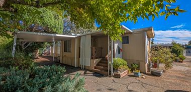 image of property with 2 Bed | 2 Bath | 800 Sqft