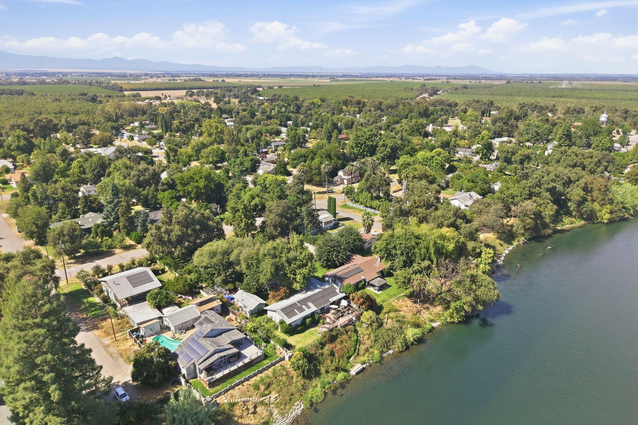 main property photo 35