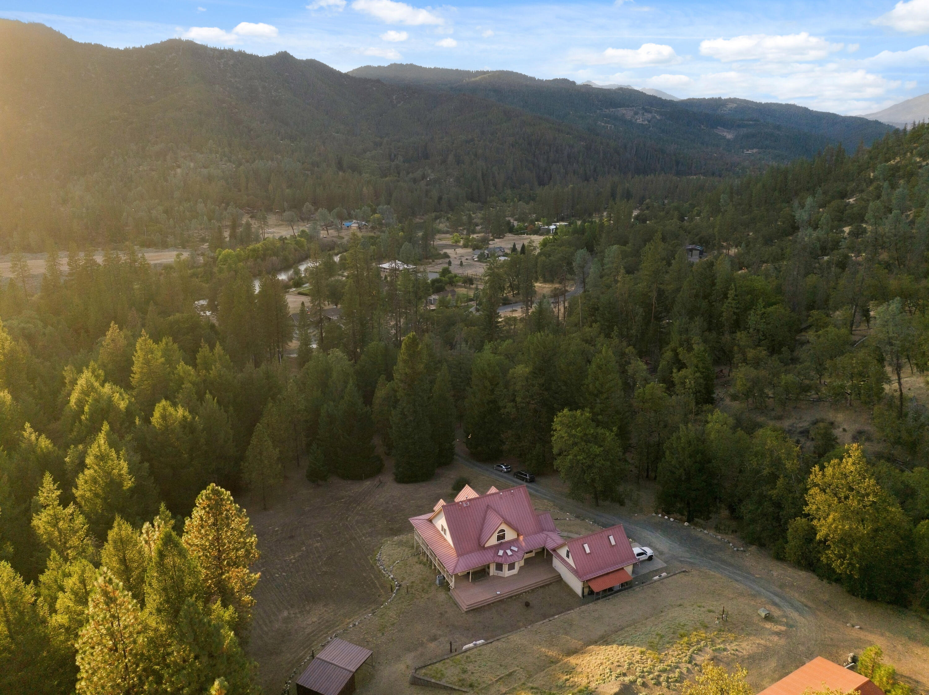 main property photo 4