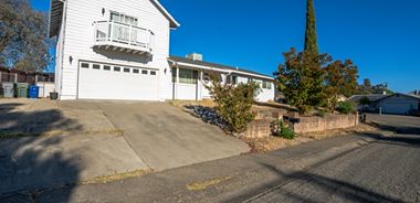 image of property with 4 Bed | 3 Bath | 1,856 Sqft