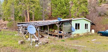 image of property with 3 Bed | 2 Bath | 1,000 Sqft