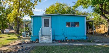 image of property with 3 Bed | 1 Bath | 1,000 Sqft