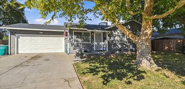 image of property with 3 Bed | 2 Bath | 1,059 Sqft