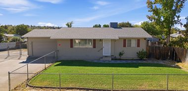 image of property with 2 Bed | 1 Bath | 912 Sqft