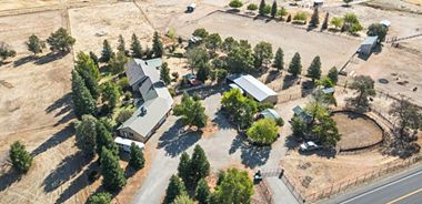 image of property with 3 Bed | 2 Bath | 2,719 Sqft