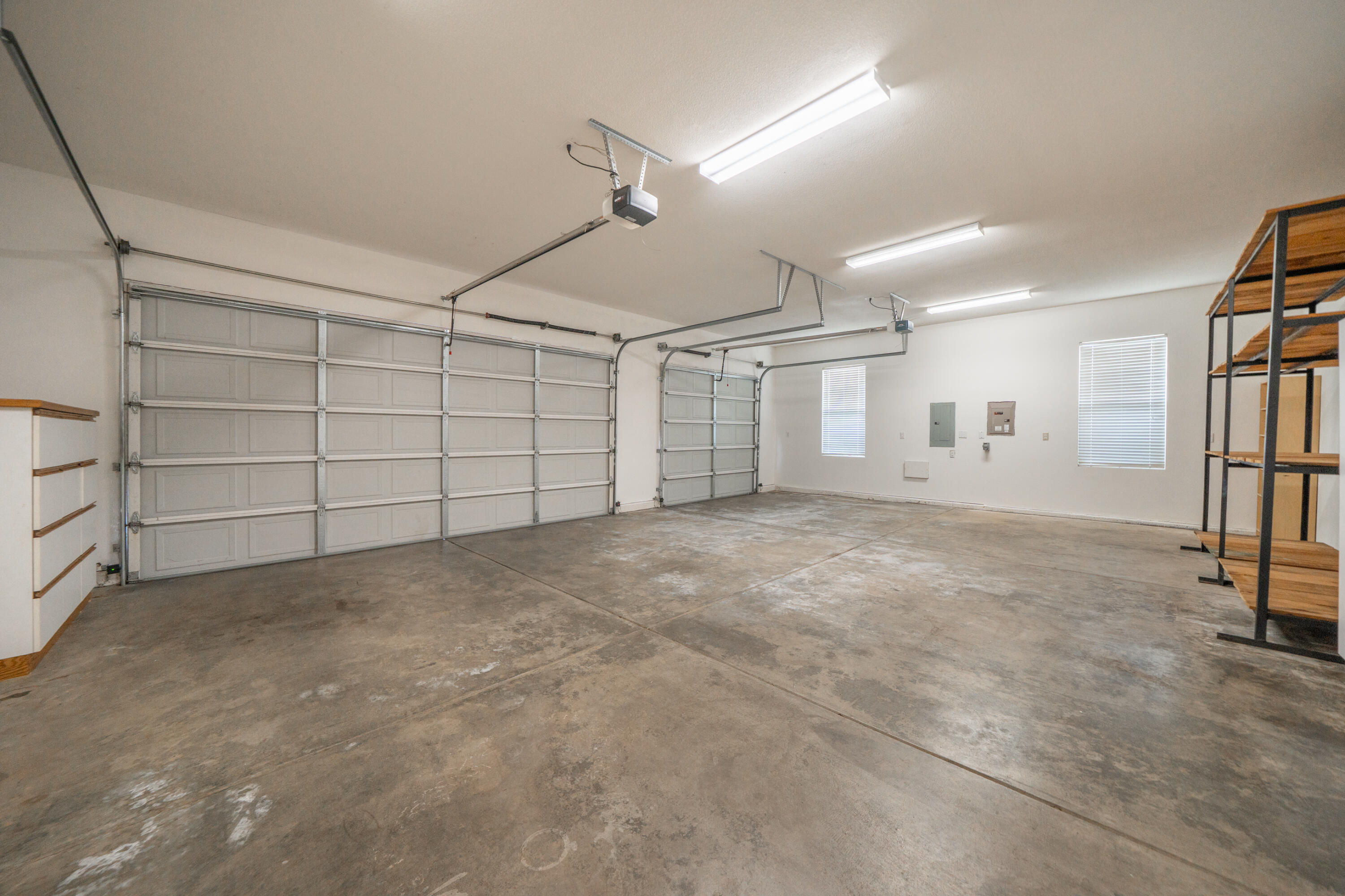 main property photo 90