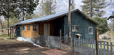 image of property with 4 Bed | 1 Bath | 1,300 Sqft