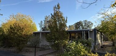 image of property with 3 Bed | 2 Bath | 1,296 Sqft