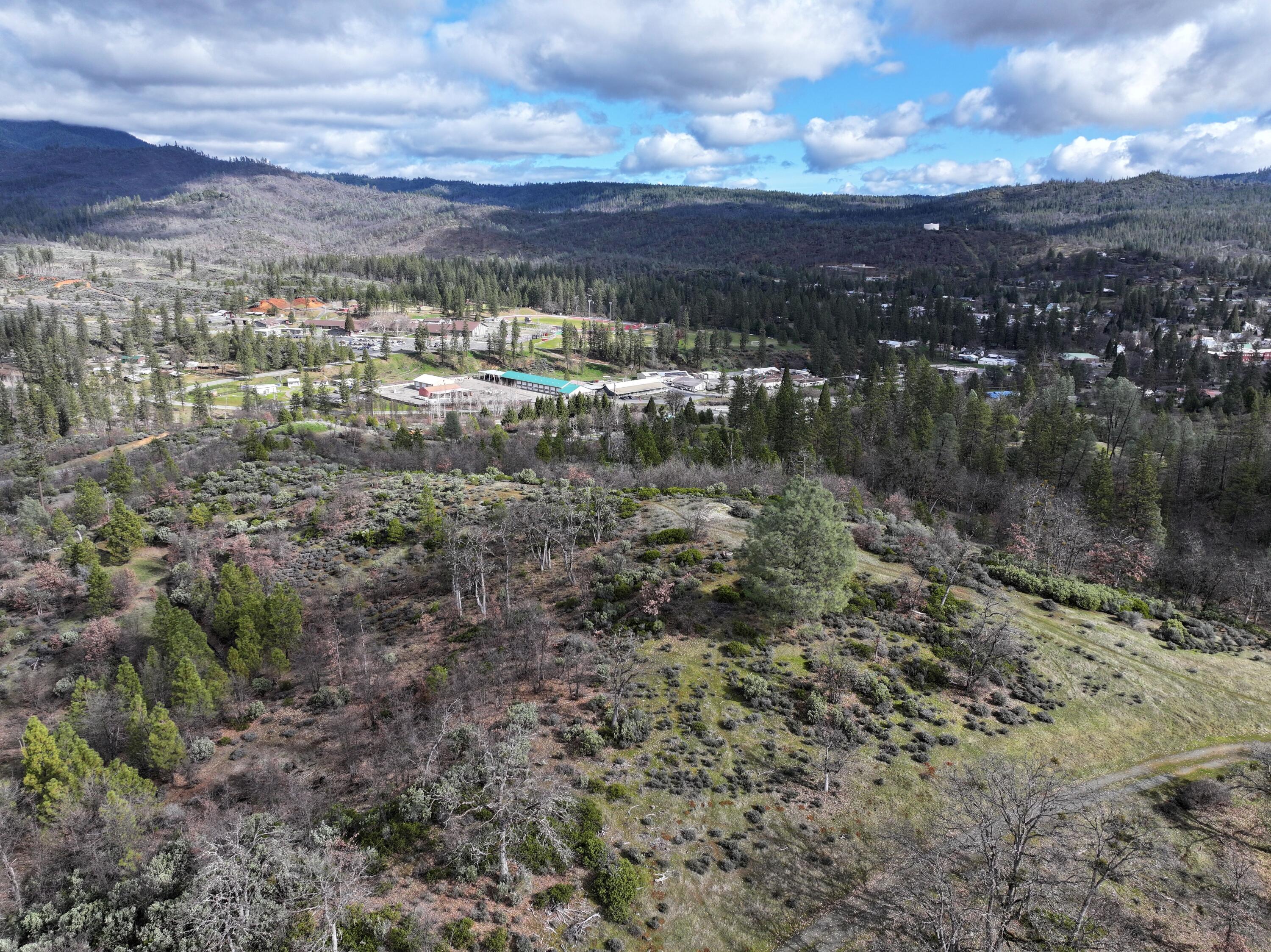 main property photo 30