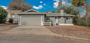 image of property with 3 Bed | 2 Bath | 1,229 Sqft