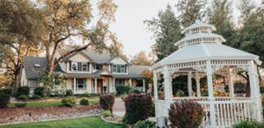 image of property with 4 Bed | 4 Bath | 3,838 Sqft