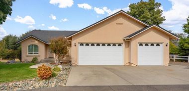 image of property with 4 Bed | 2 Bath | 2,096 Sqft