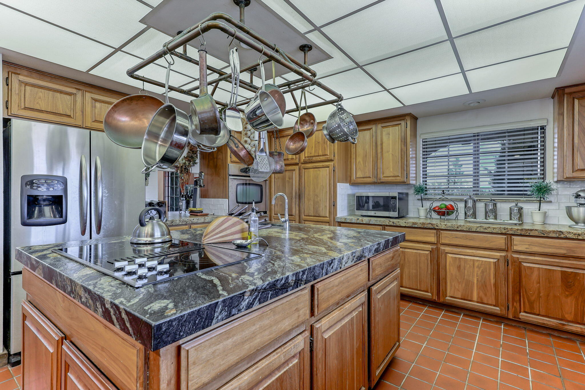 main property photo 17