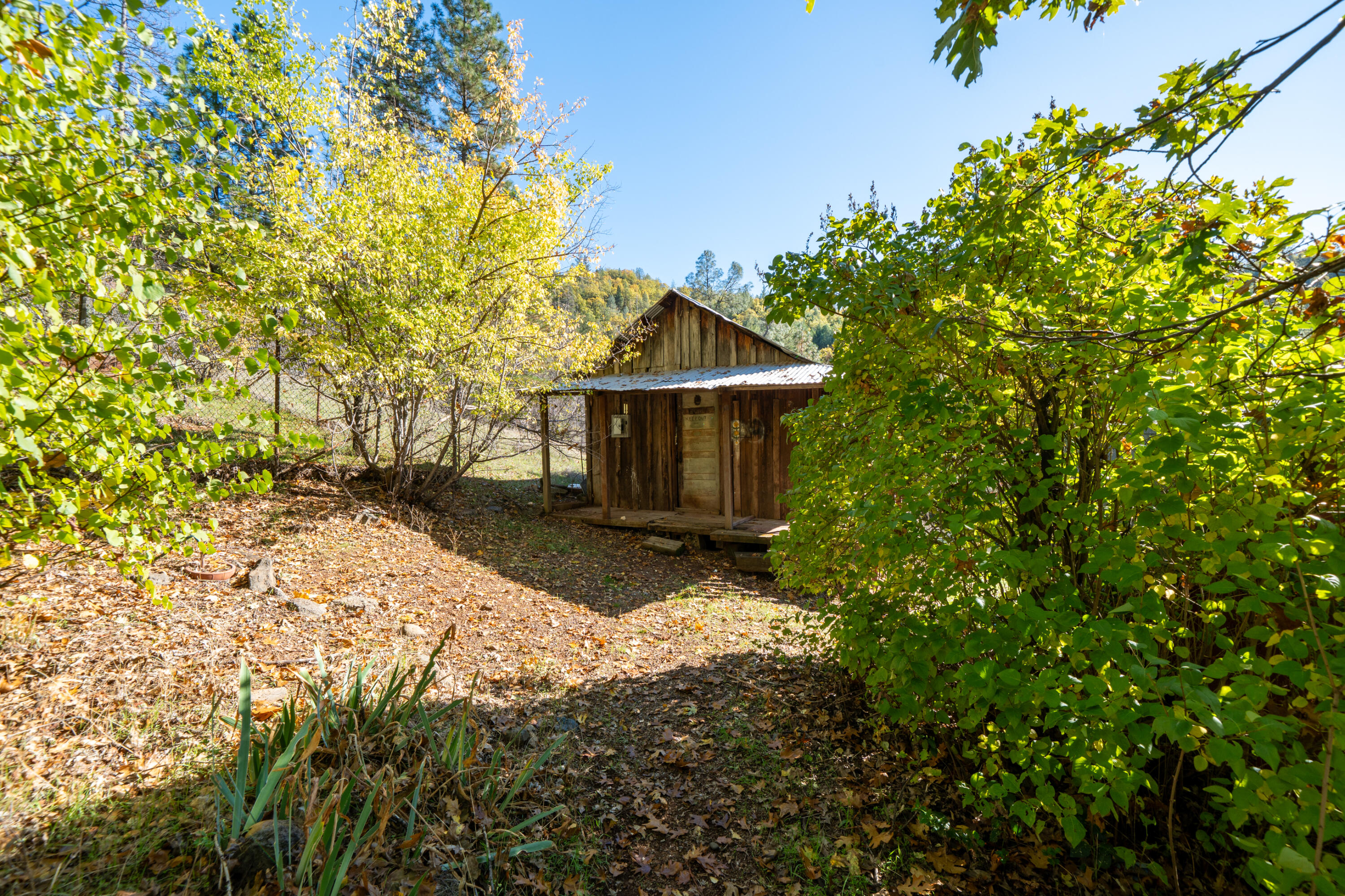 main property photo 12