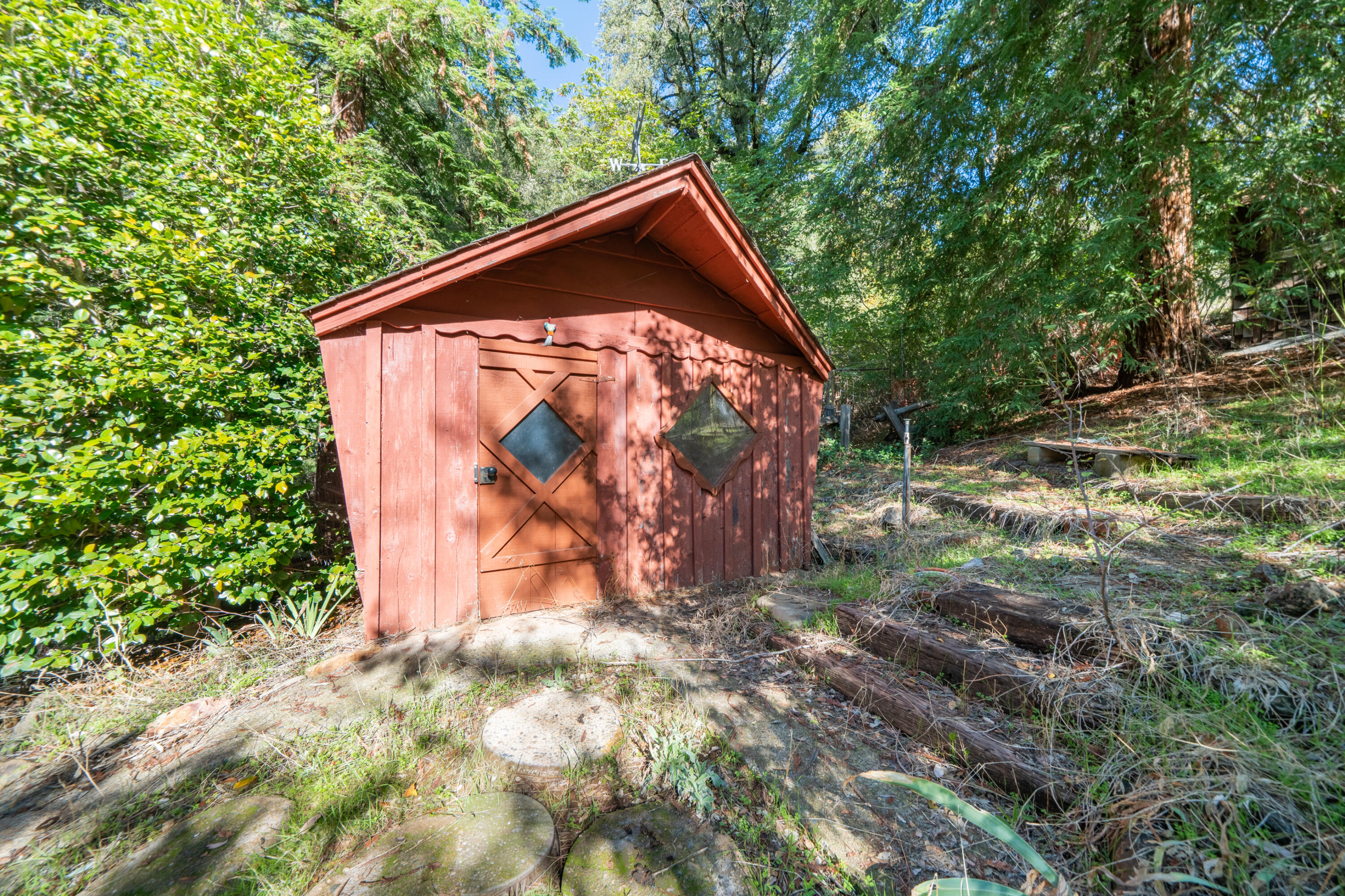 main property photo 43