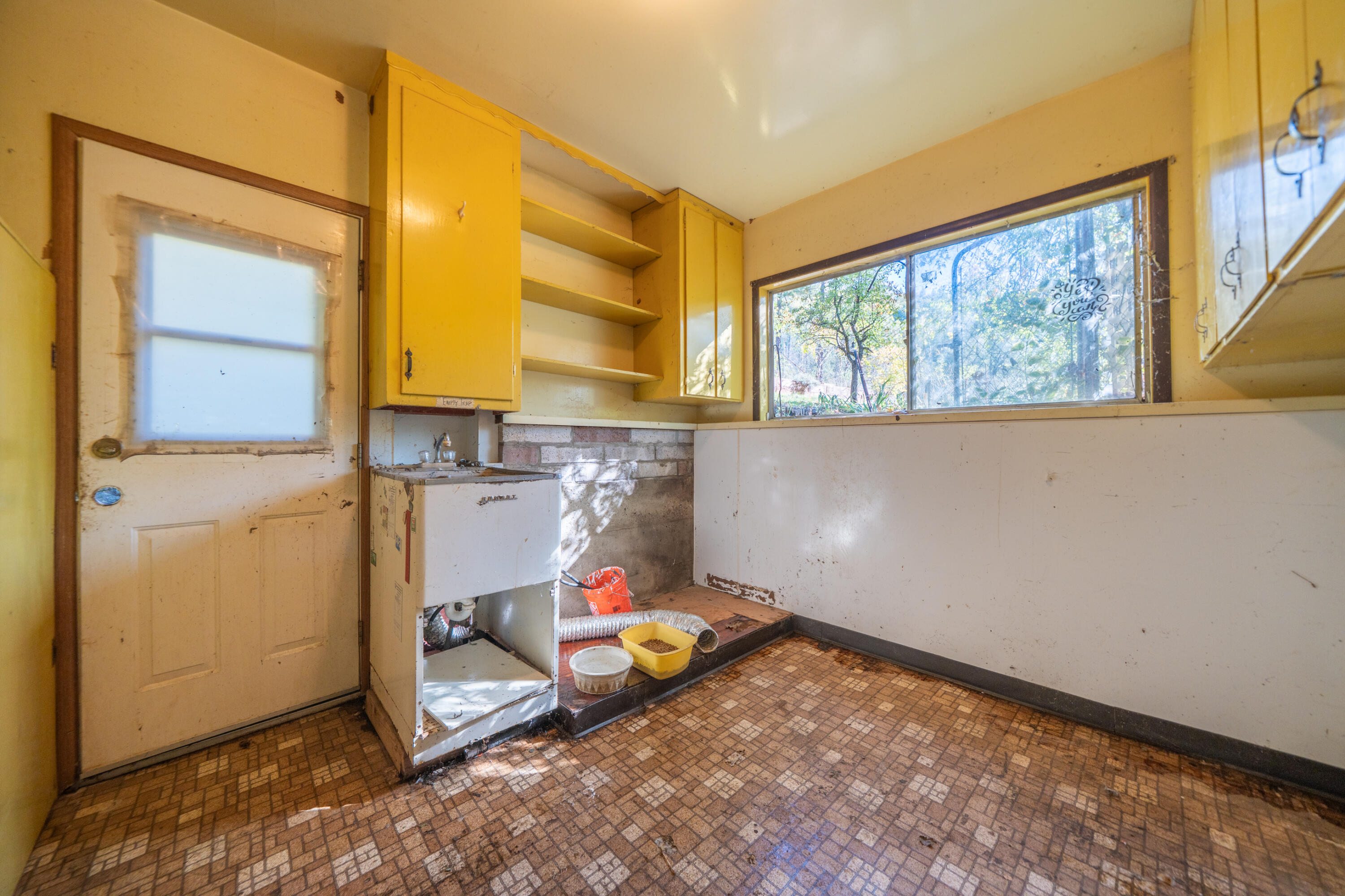 main property photo 57