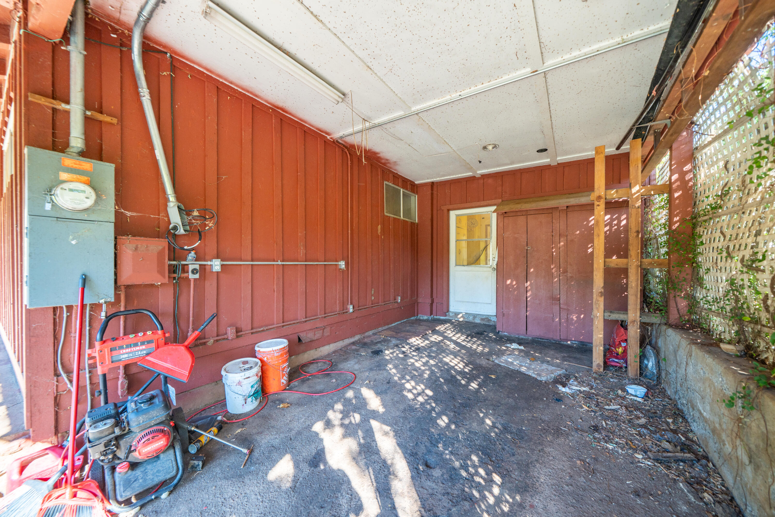 main property photo 70