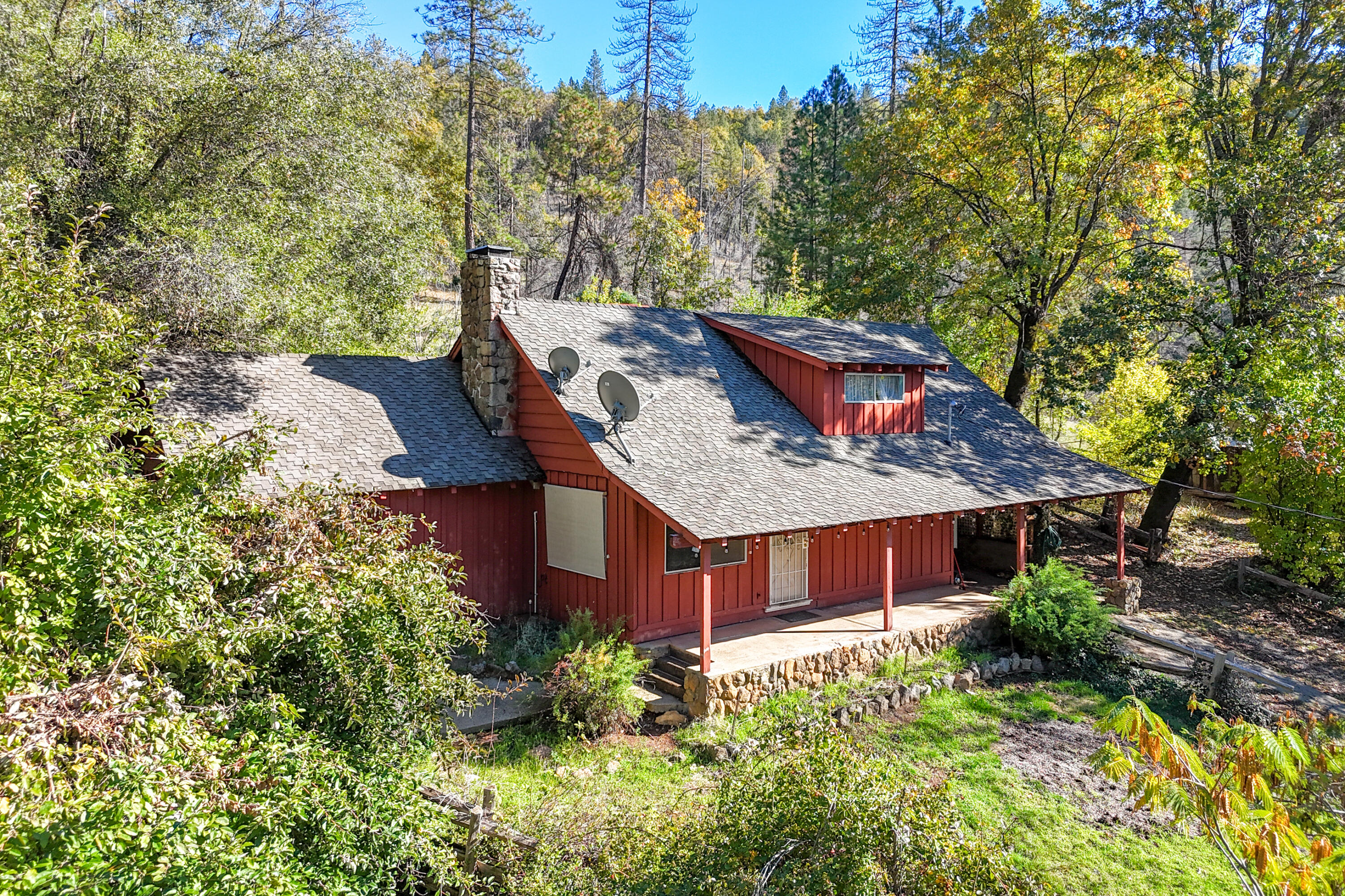main property photo 9