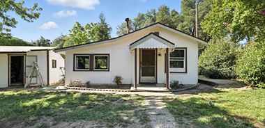 image of property with 2 Bed | 1 Bath | 648 Sqft
