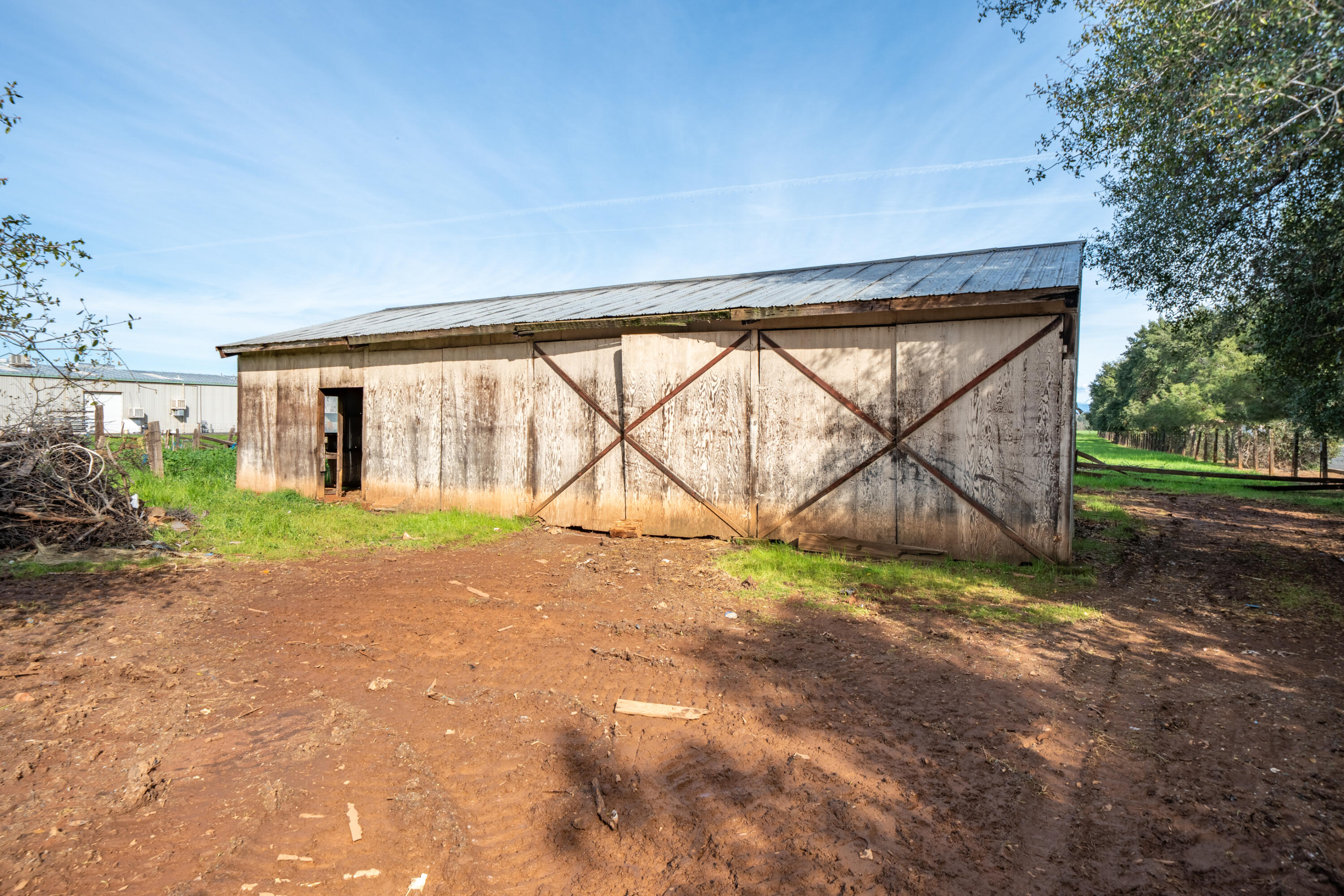 main property photo 5