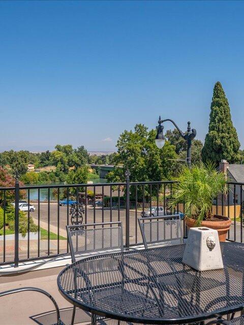 main property photo 117