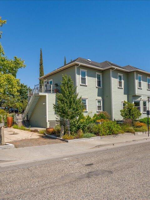 main property photo 89