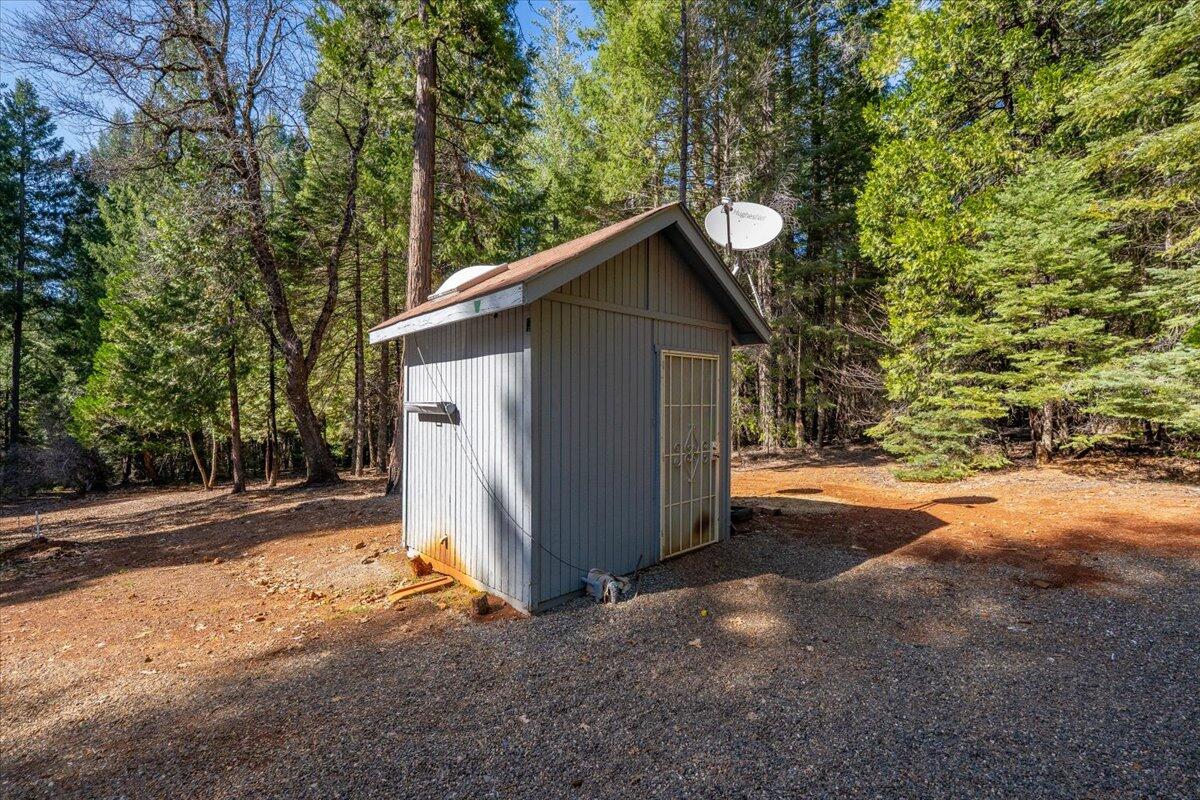 main property photo 40