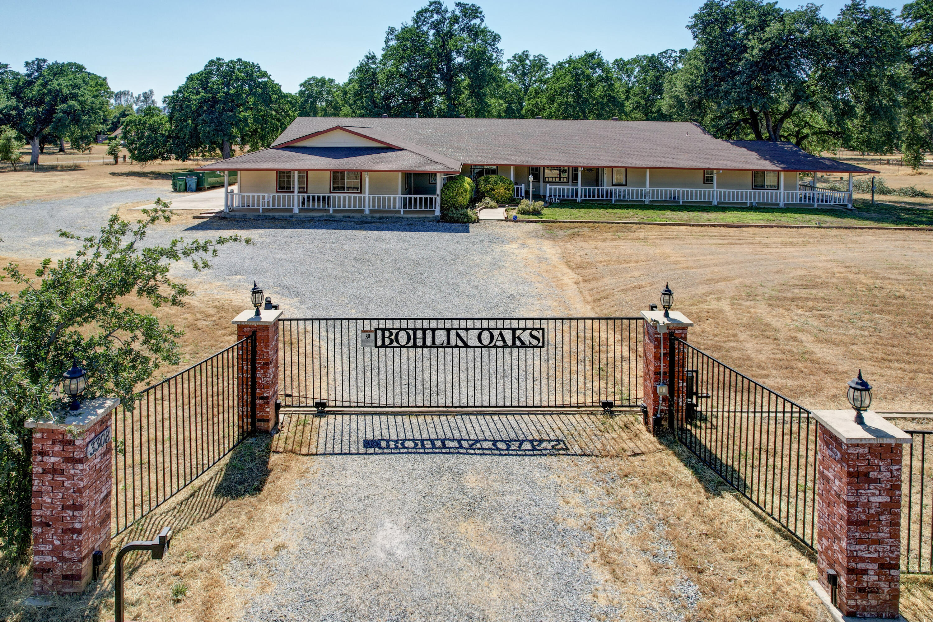 main property photo 60