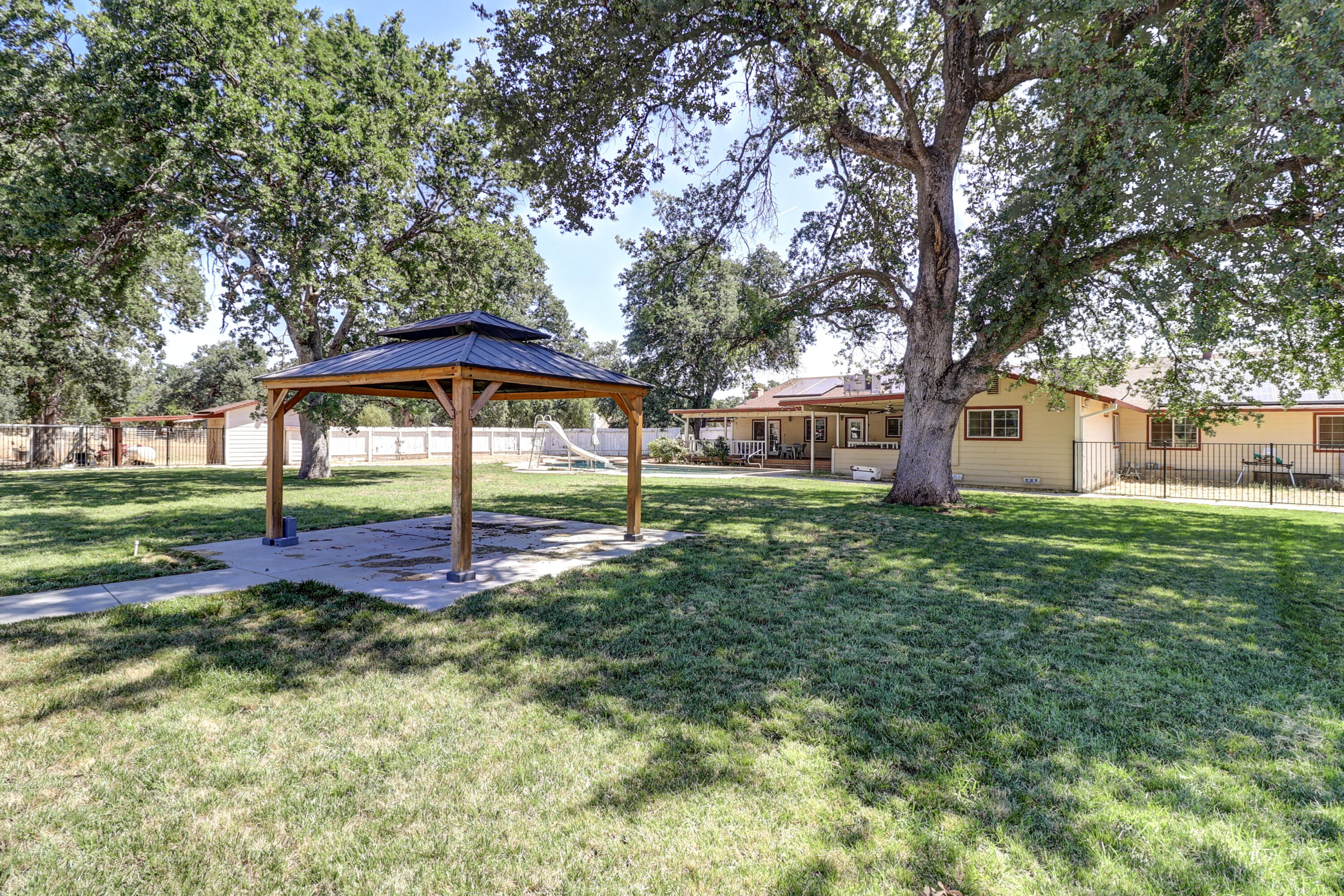 main property photo 66