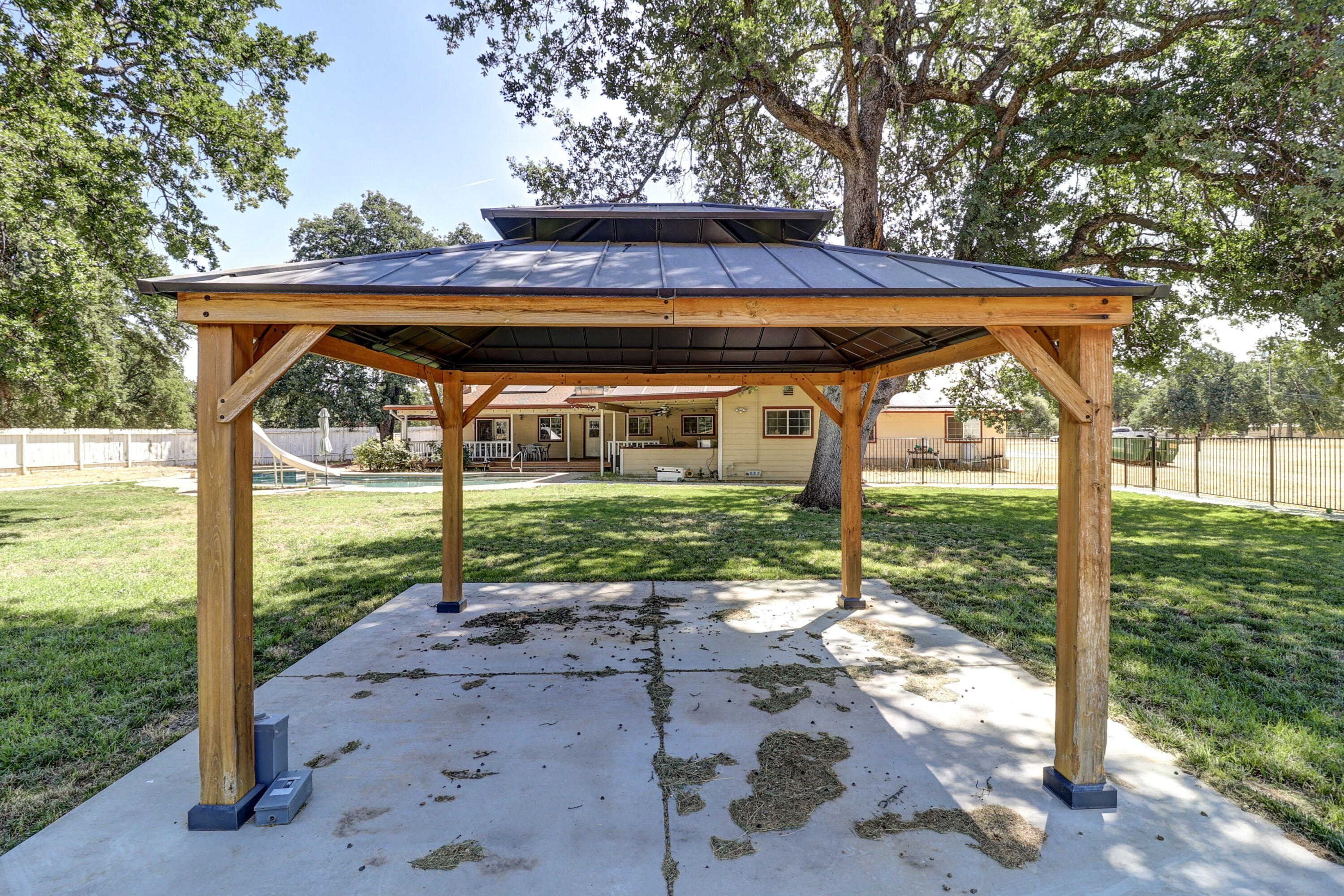 main property photo 67