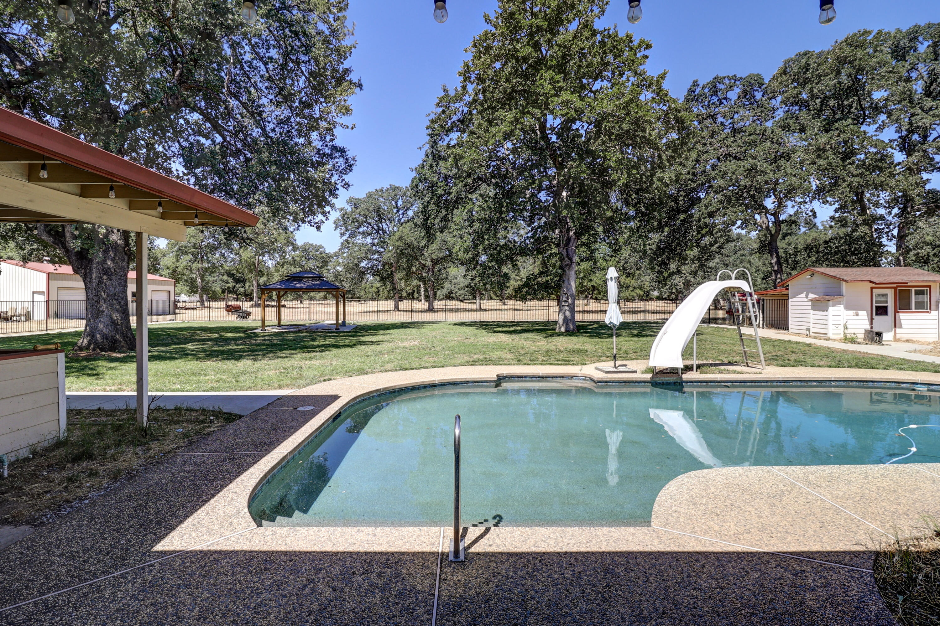 main property photo 71