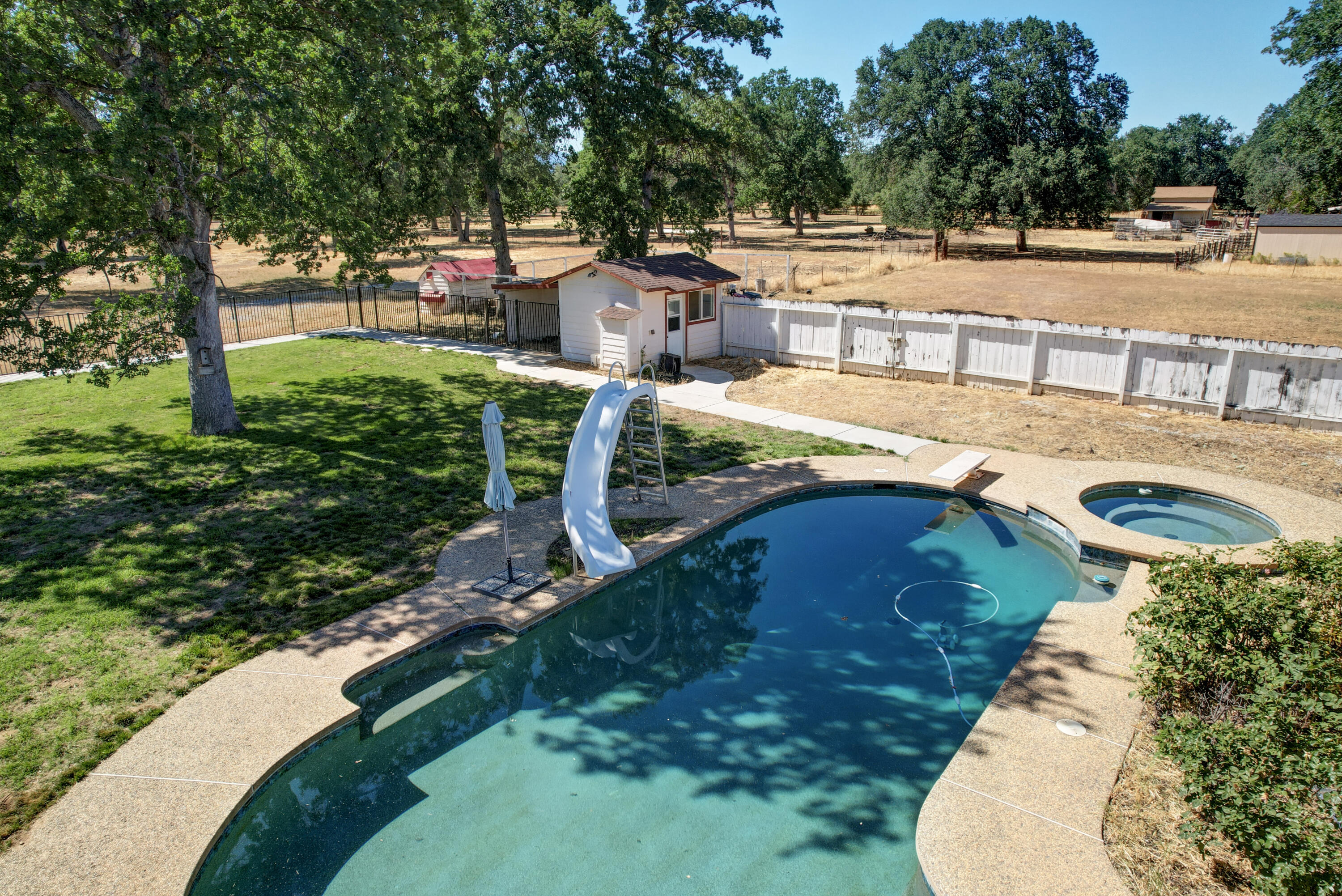 main property photo 73